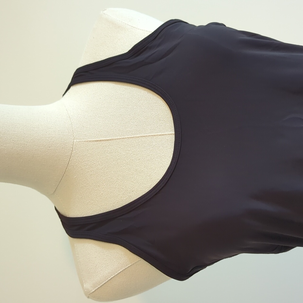 Lululemon size 6 black tank top with back detailing